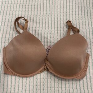 Victorias Secret Very Sexy Low Cut Demi